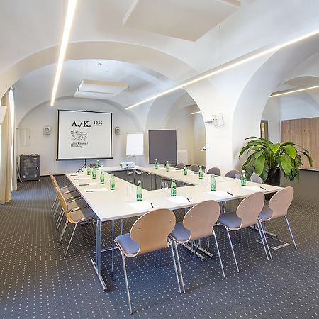 Hotel Altes Kloster Хайнбург ан дер Донау Екстериор снимка